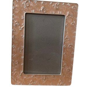 Vtg 1990s Elsa L Picture Frame Pearlized Pink with Silver Leaves
